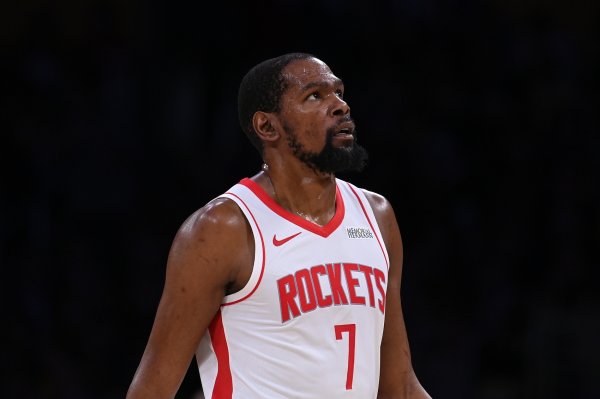 配资平台app下载 Skip：什么？杜兰特G3又缺阵了？那湖人有机会将火箭逼入0-3绝境